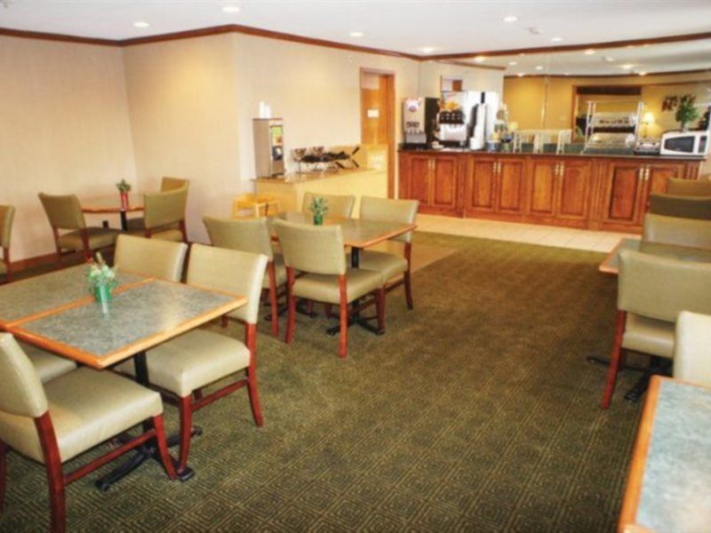 La Quinta By Wyndham Harrisburg Airport Hershey Esterno foto