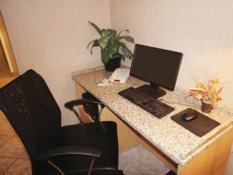 La Quinta By Wyndham Harrisburg Airport Hershey Esterno foto